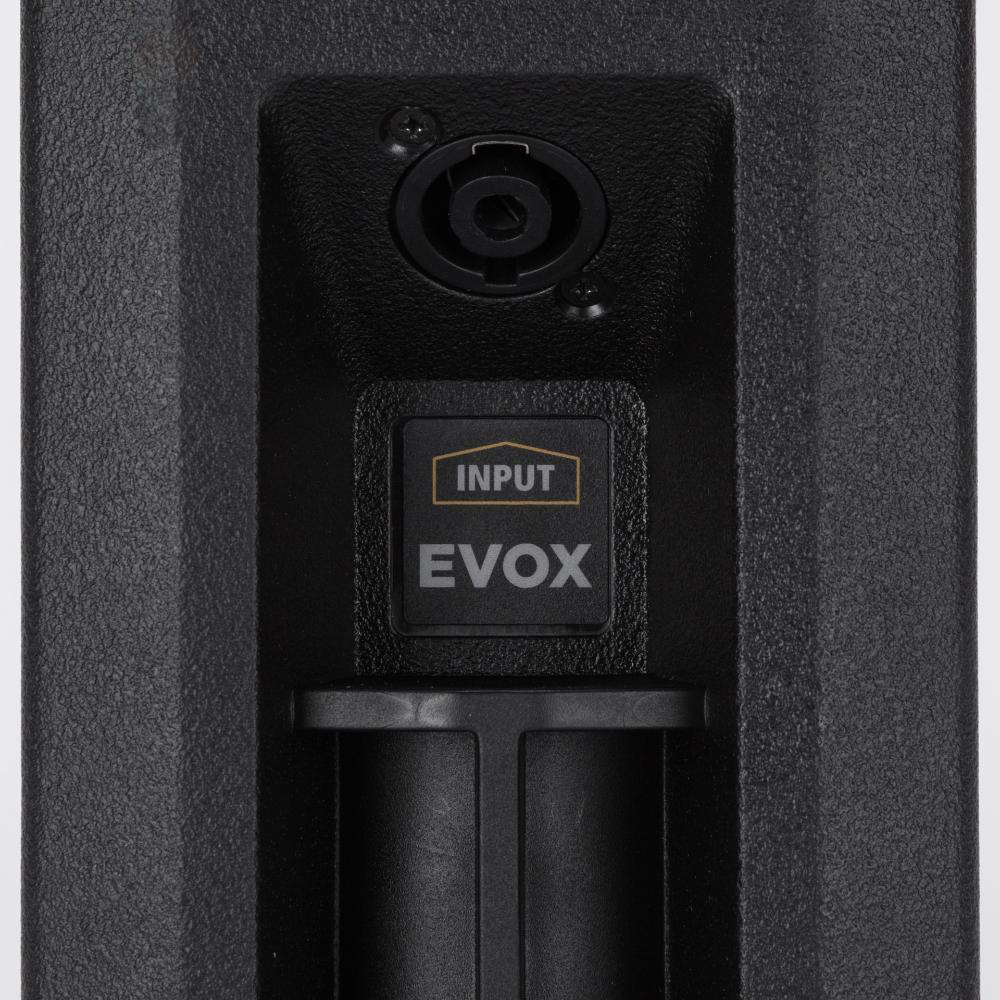 013_Evox-J-colomn-closeup3_gallery.webp