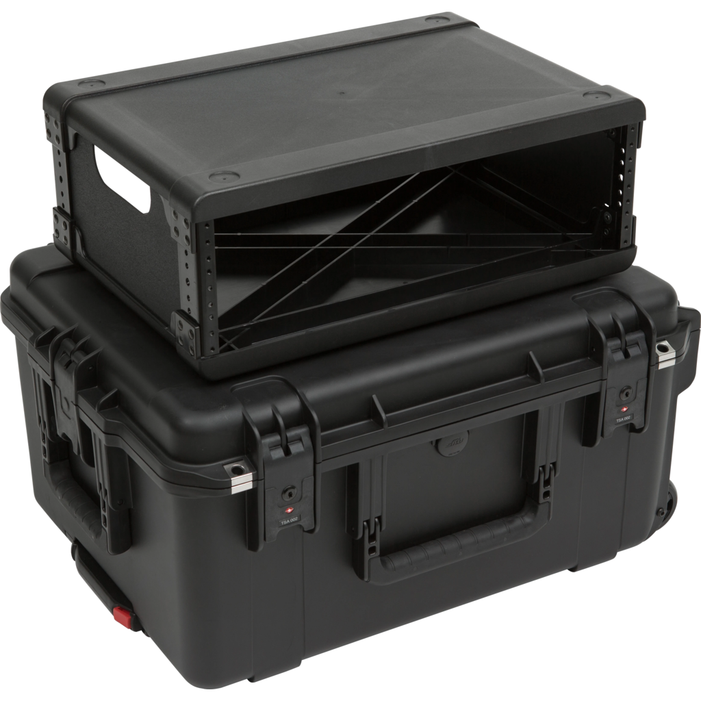 SKB 3i-2217M103U Fly Rack er et 3U flygodkjent transport- og monteringsrack med avtakbar shock-ramme og 13” rackdybde